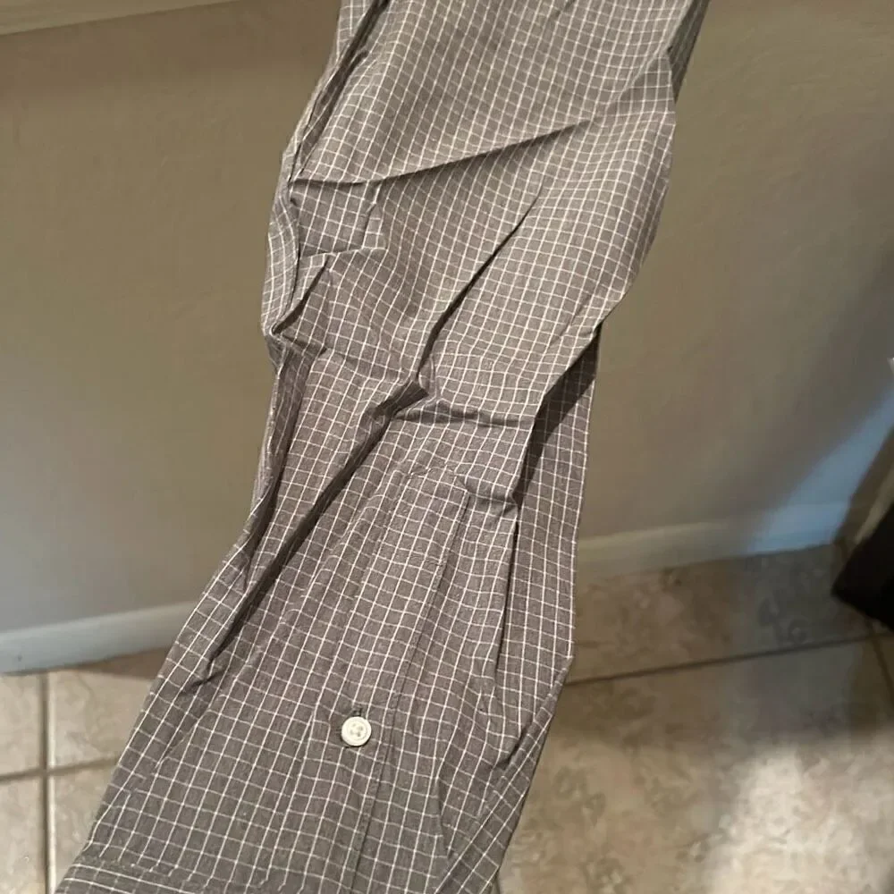 Banana Republic Men's S Wrinkle Resistant Dress Shirt Gray White Windowpane New